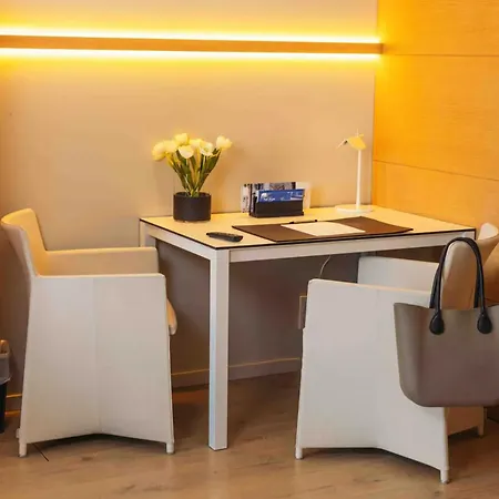 Port Salins By Pierre & Hotell Empuriabrava