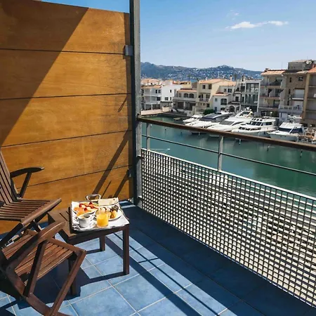 Port Salins By Pierre & Ξενοδοχείο Empuriabrava