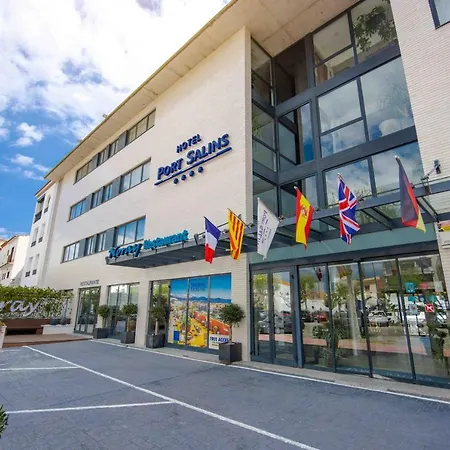Port Salins By Pierre & 4*
